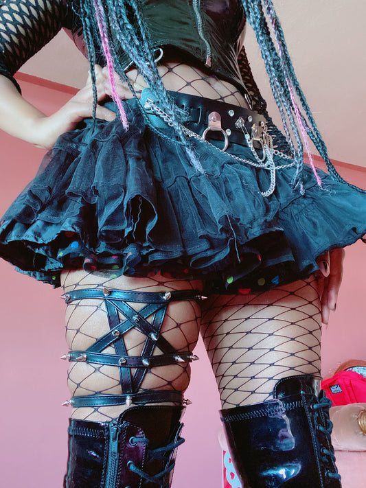 Black Vegan Leather Pentagram Garter - {{variant_title}}