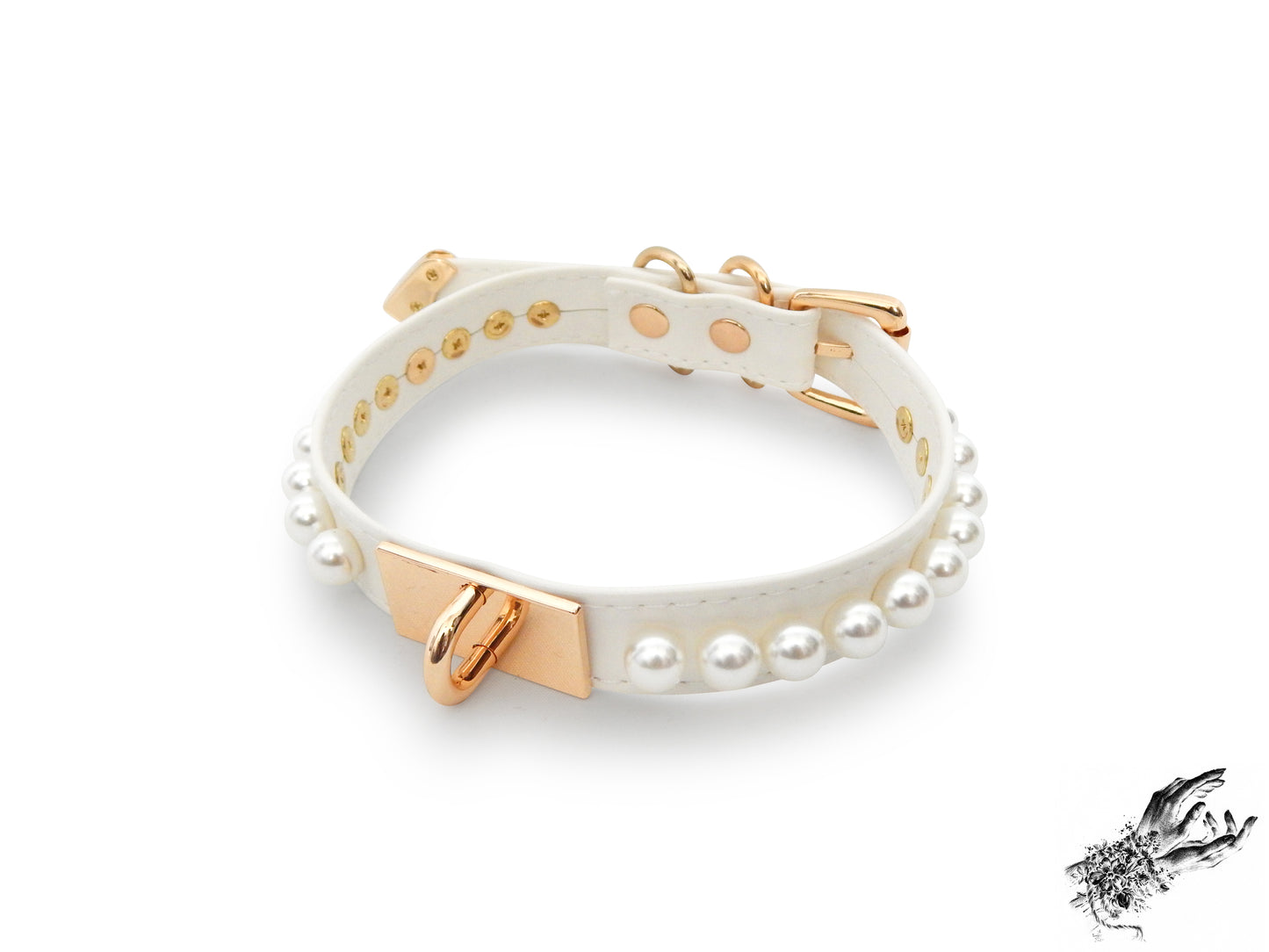 White and Gold Pearl Heart Padlock Choker