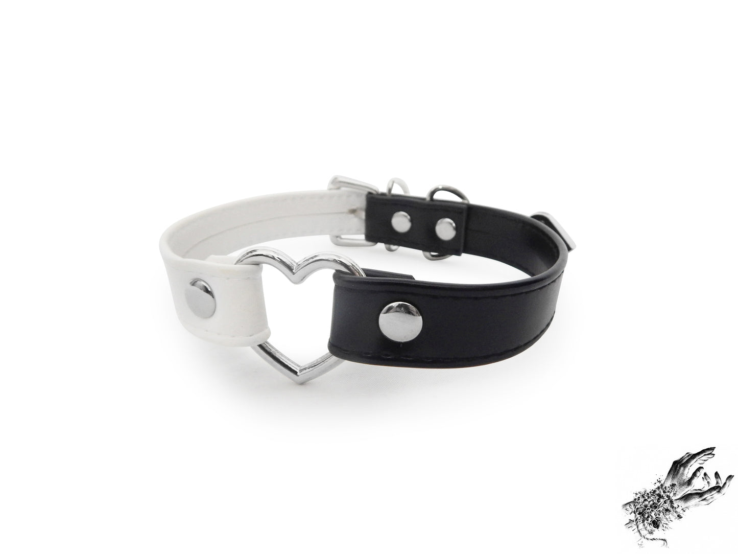 Half Black and Half White Heart Ring Choker