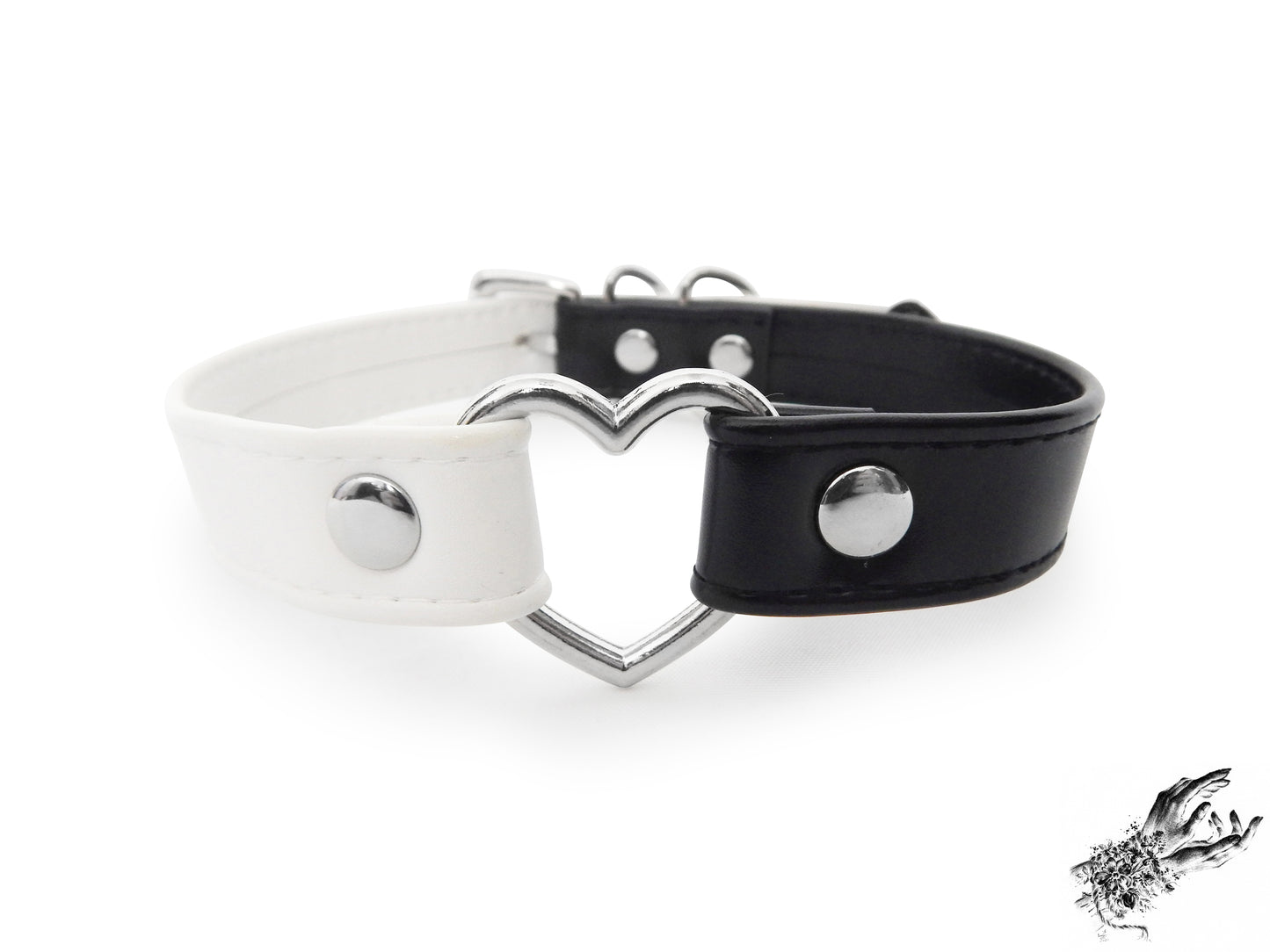 Half Black and Half White Heart Ring Choker