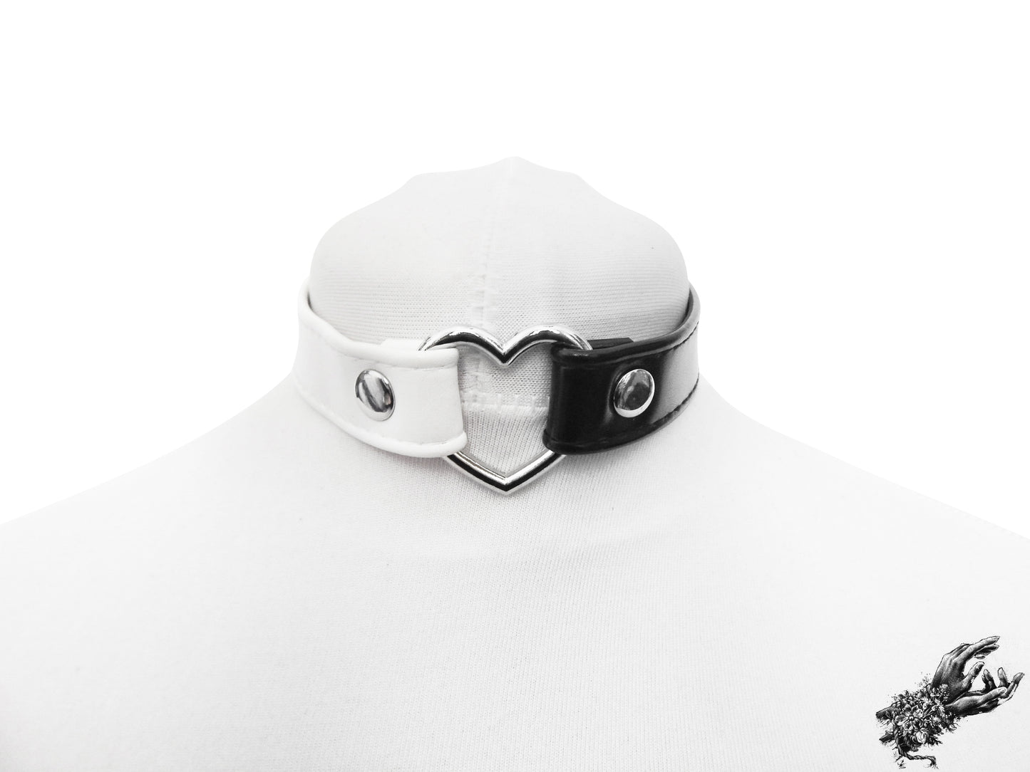 Half Black and Half White Heart Ring Choker