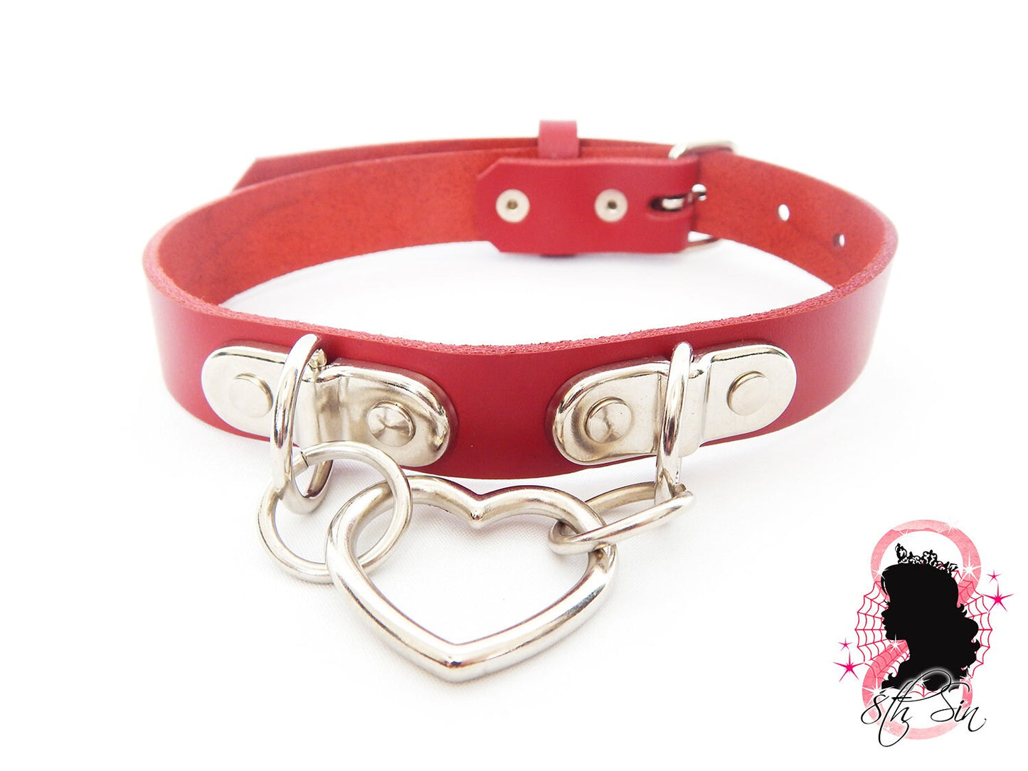 Red Bound Heart Ring Choker