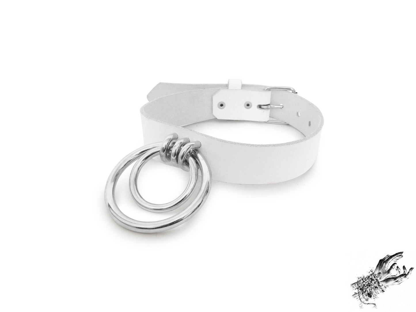 White Double O Ring Choker