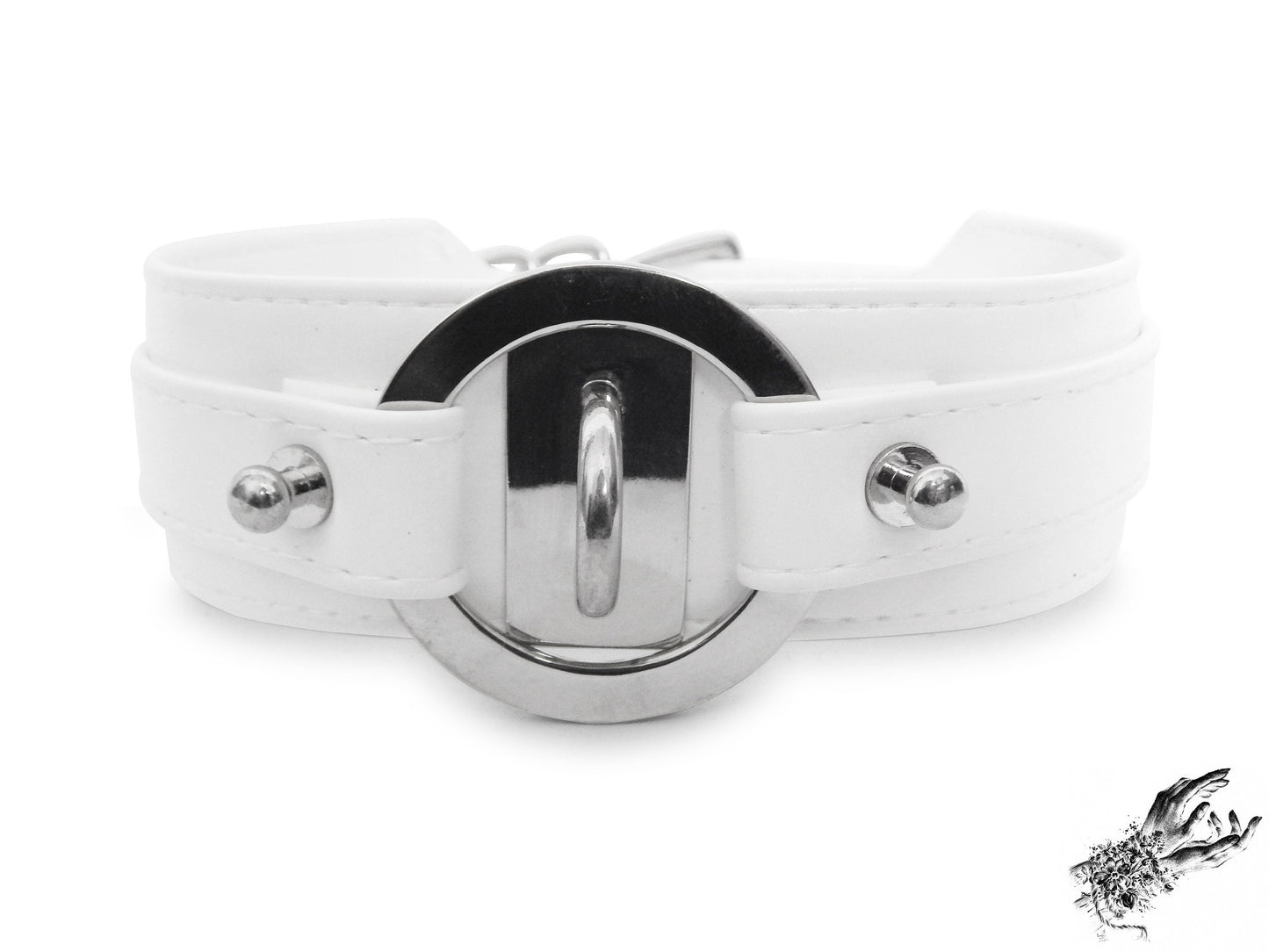 White Faux Leather Chunky O Ring Choker