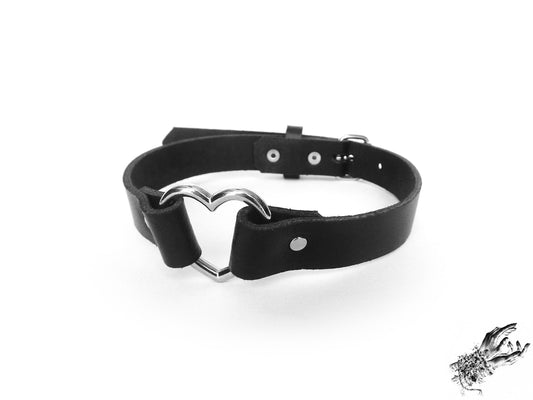 Black Heart Ring Choker