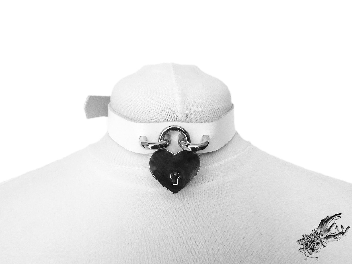 White Heart Padlock Choker with Key