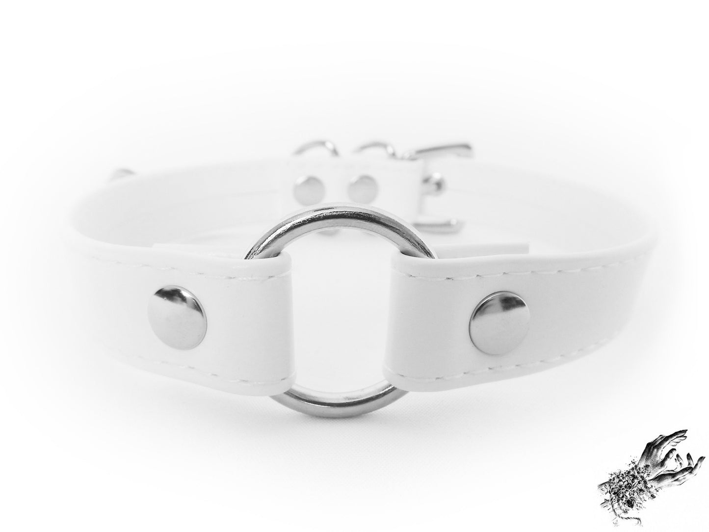 White Faux Leather O Ring Choker