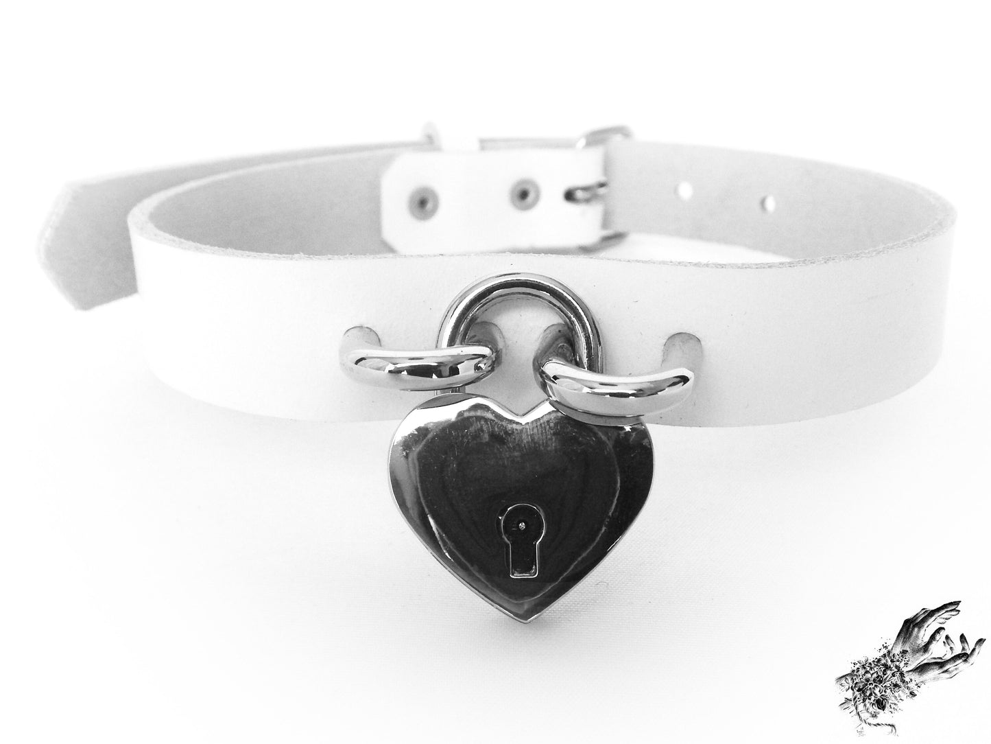 White Heart Padlock Choker with Key